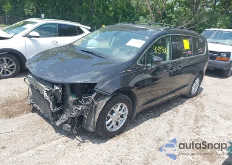 2020 Chrysler Voyager Lxi из США, поврежденный, VIN 2C4RC1DG4LR145063